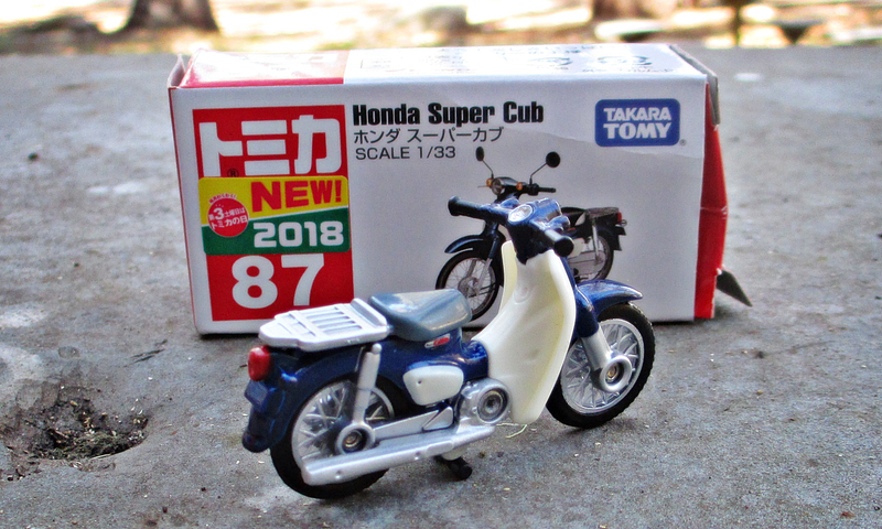 Illustration for article titled Land of the Rising Sun-Day: Tomica Honda Collection (plus Bonus)